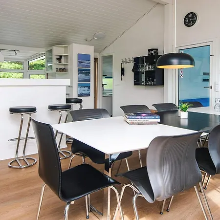 בית נופש Luxury Retreat In Vejers *